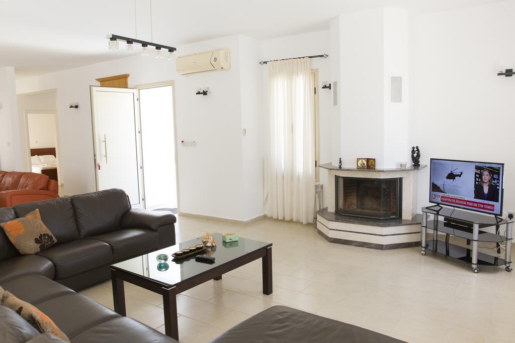 Polis Eliofos Luxury Villa מראה חיצוני תמונה