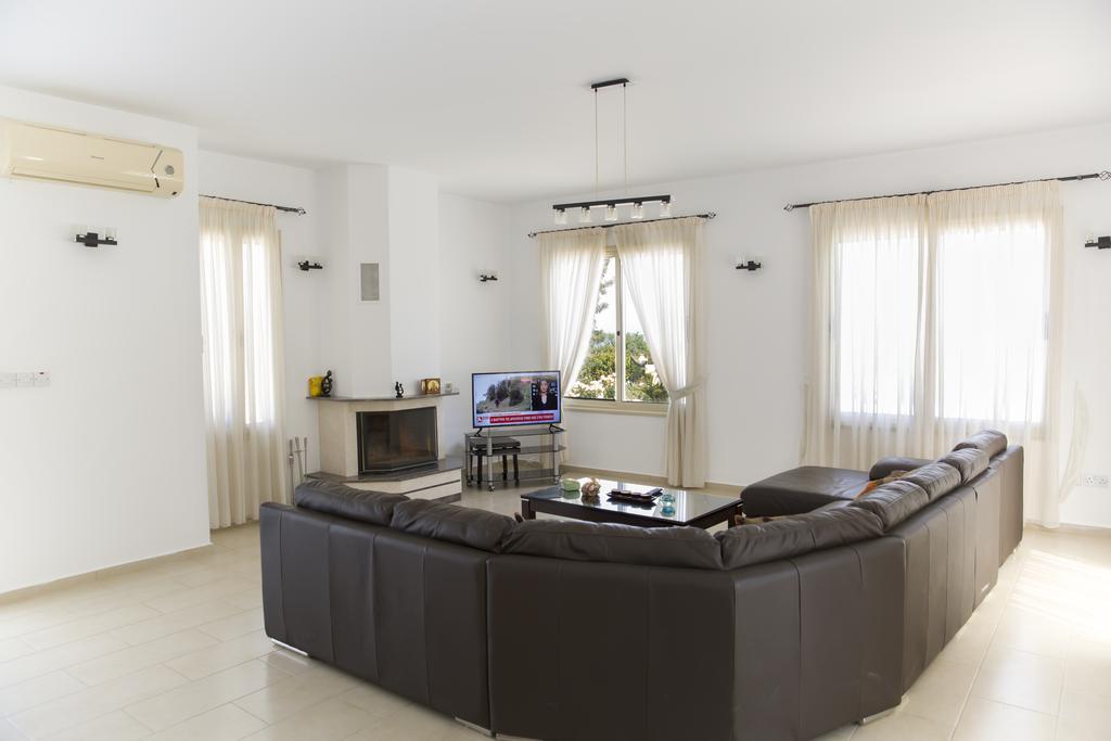 Polis Eliofos Luxury Villa מראה חיצוני תמונה